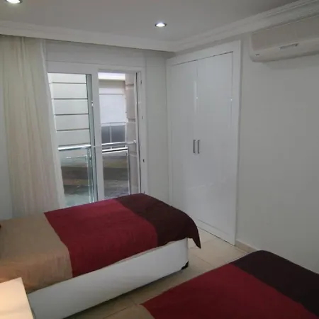 Tropicana G 2, 3 Bed Ground Floor On Corner Position In A 5 Star Community シダ