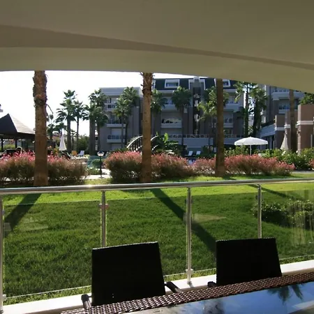 Tropicana G 2, 3 Bed Ground Floor On Corner Position In A 5 Star Community 別荘 *